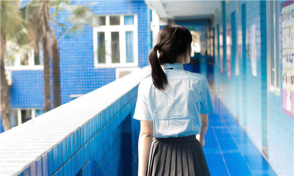 赞皇如何找到一个可以帮助我生孩子的女人？